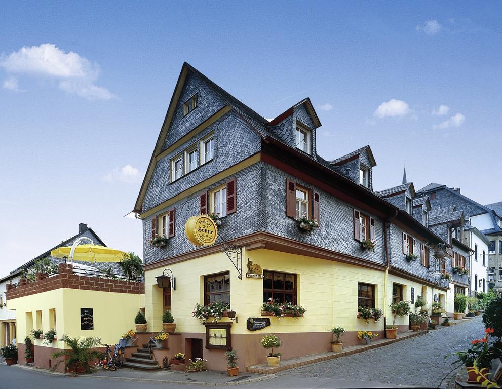 Hotel Landgasthof Zur Sonne Enkirch Exterior foto